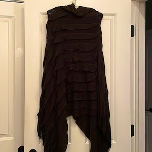 Forest green loose knitted poncho sweater